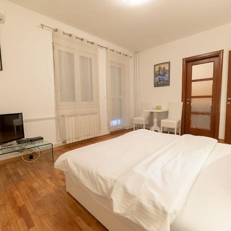 Apartment Royal City Belgrade Extérieur photo